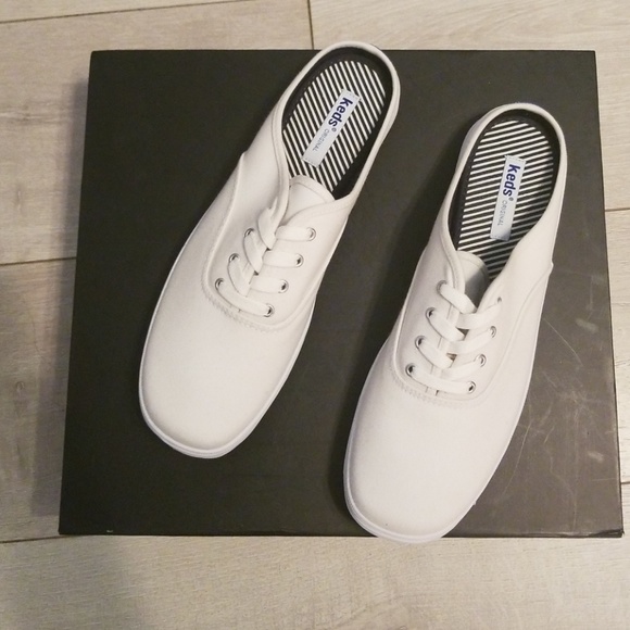 moxie mule keds